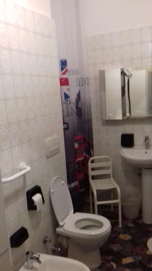 City Center Best Hostel ميلان المظهر الخارجي الصورة