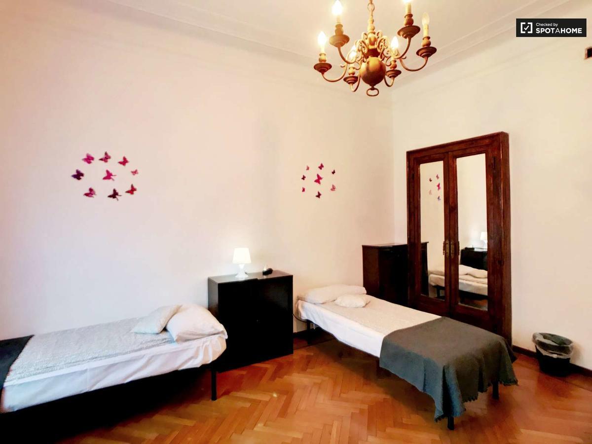 City Center Best Hostel ميلان المظهر الخارجي الصورة