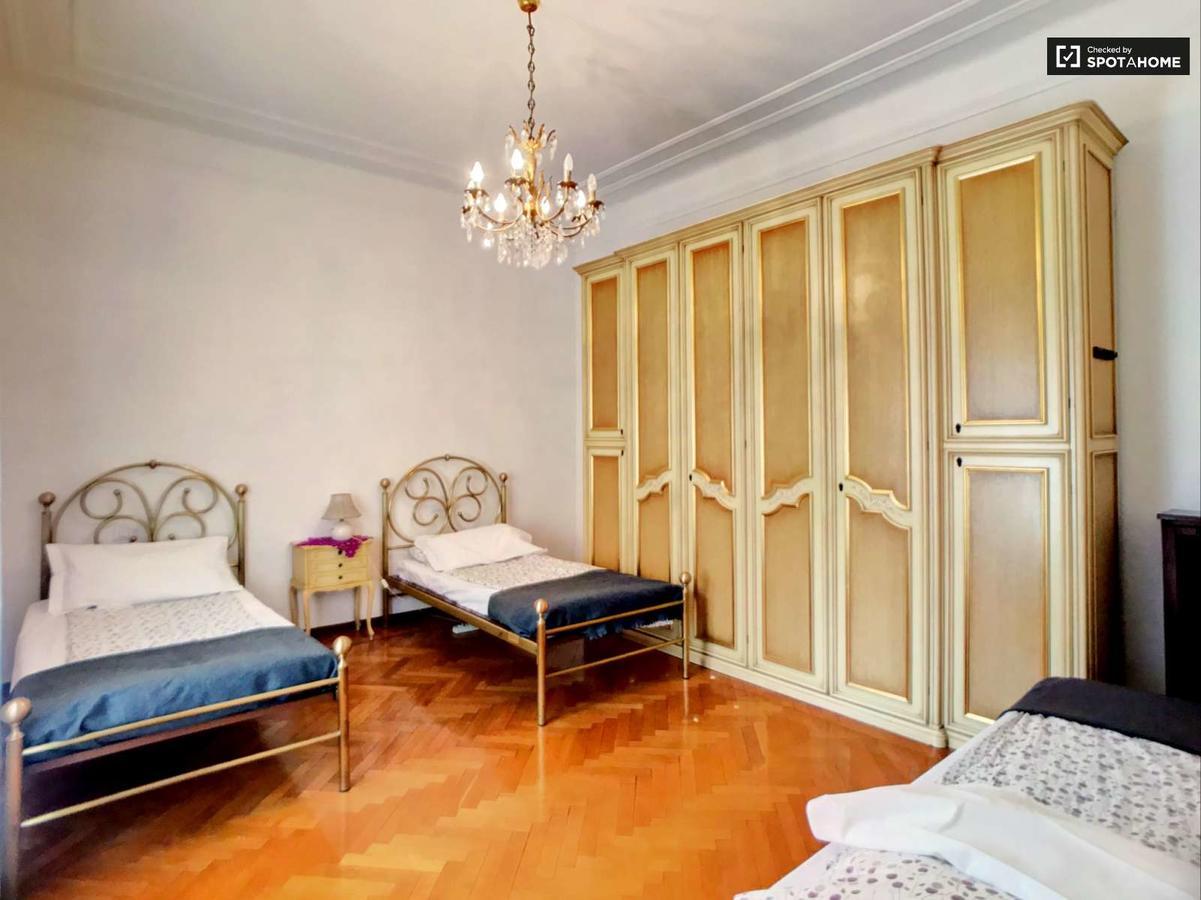 City Center Best Hostel ميلان المظهر الخارجي الصورة
